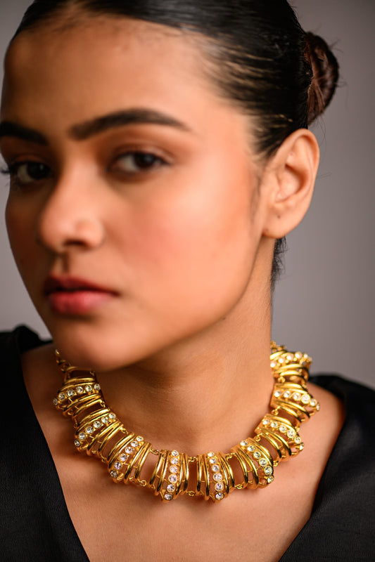 Meera Statement Choker