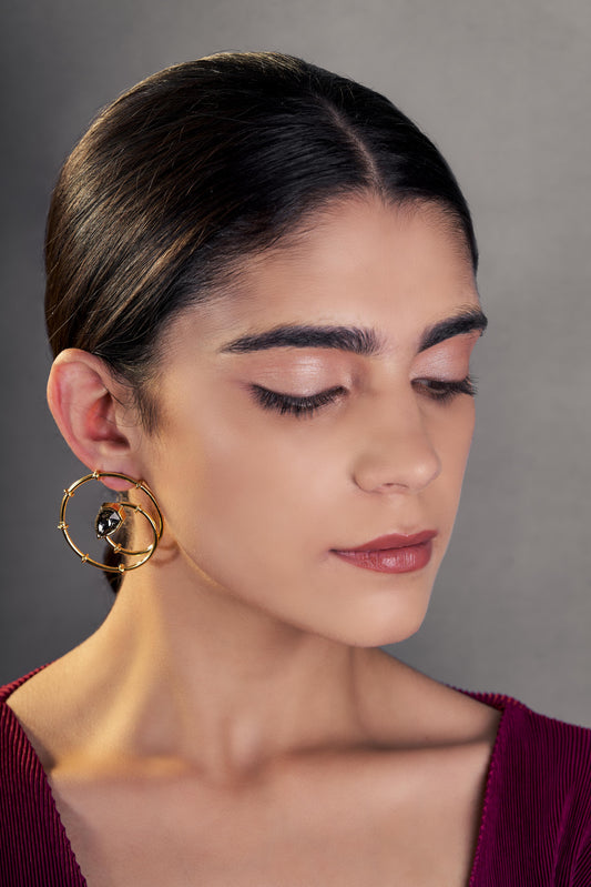 Round Flow Stud Earrings - Black Crystals