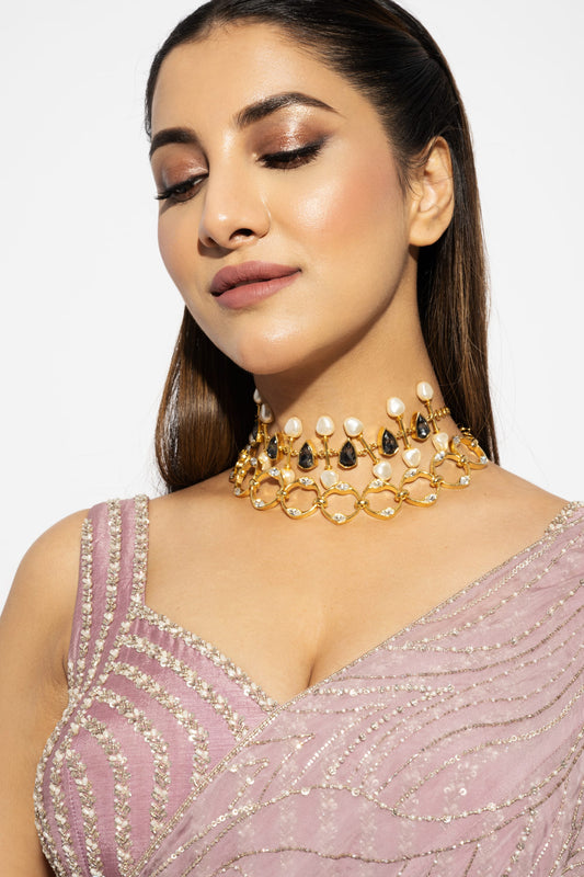Timeless Vibrant Crystal Pearl Choker in Black Crystals