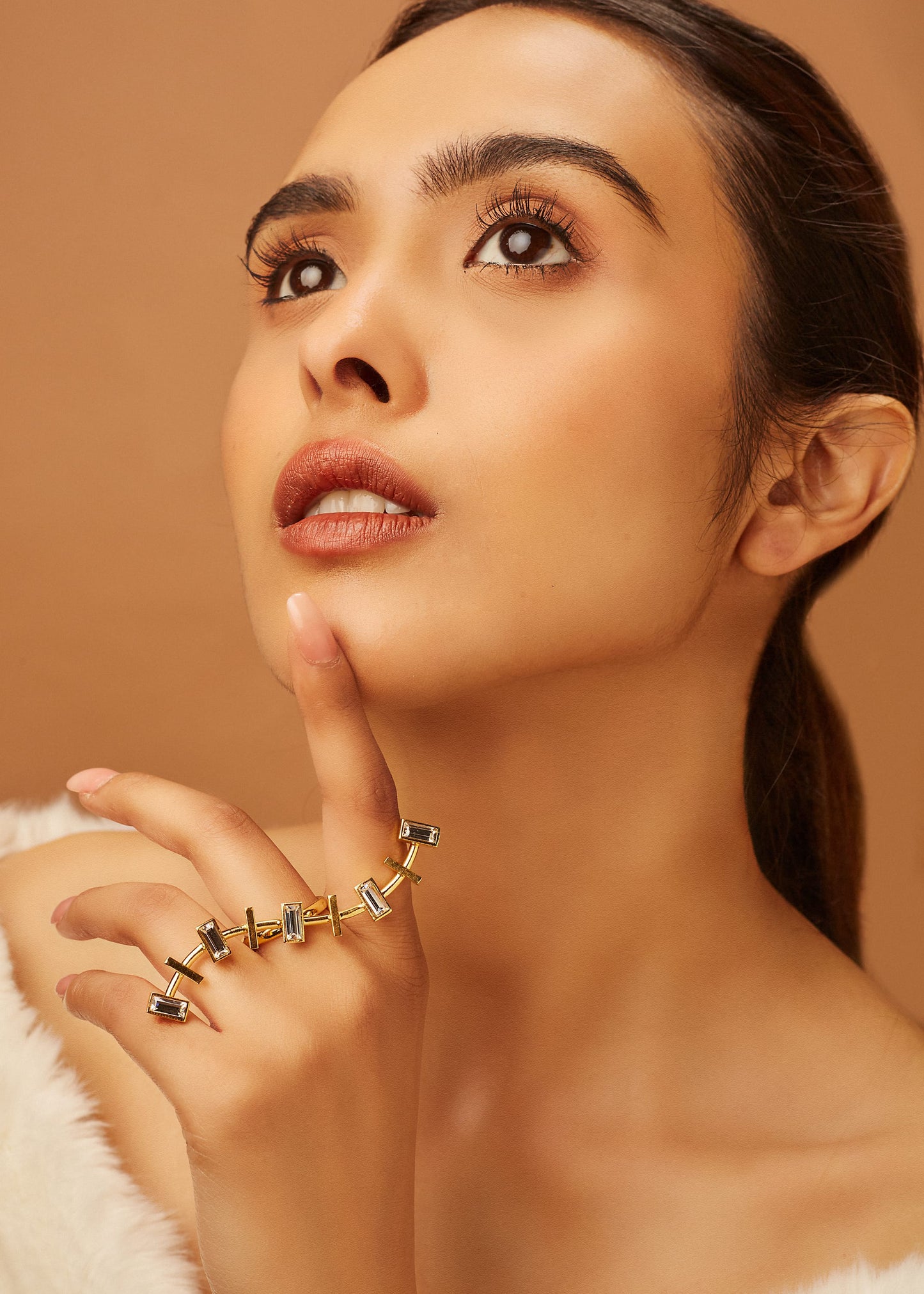 OINDRILLA SEN IN WAVE RING