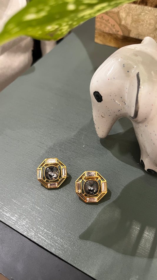 Empress 
Stud Earrings