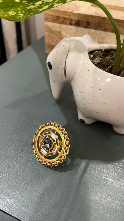 Glimmer Empress Ring