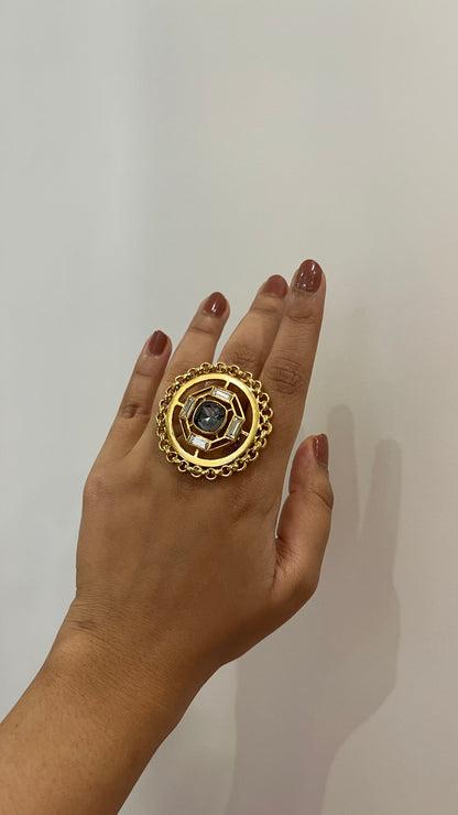 Glimmer Empress Ring