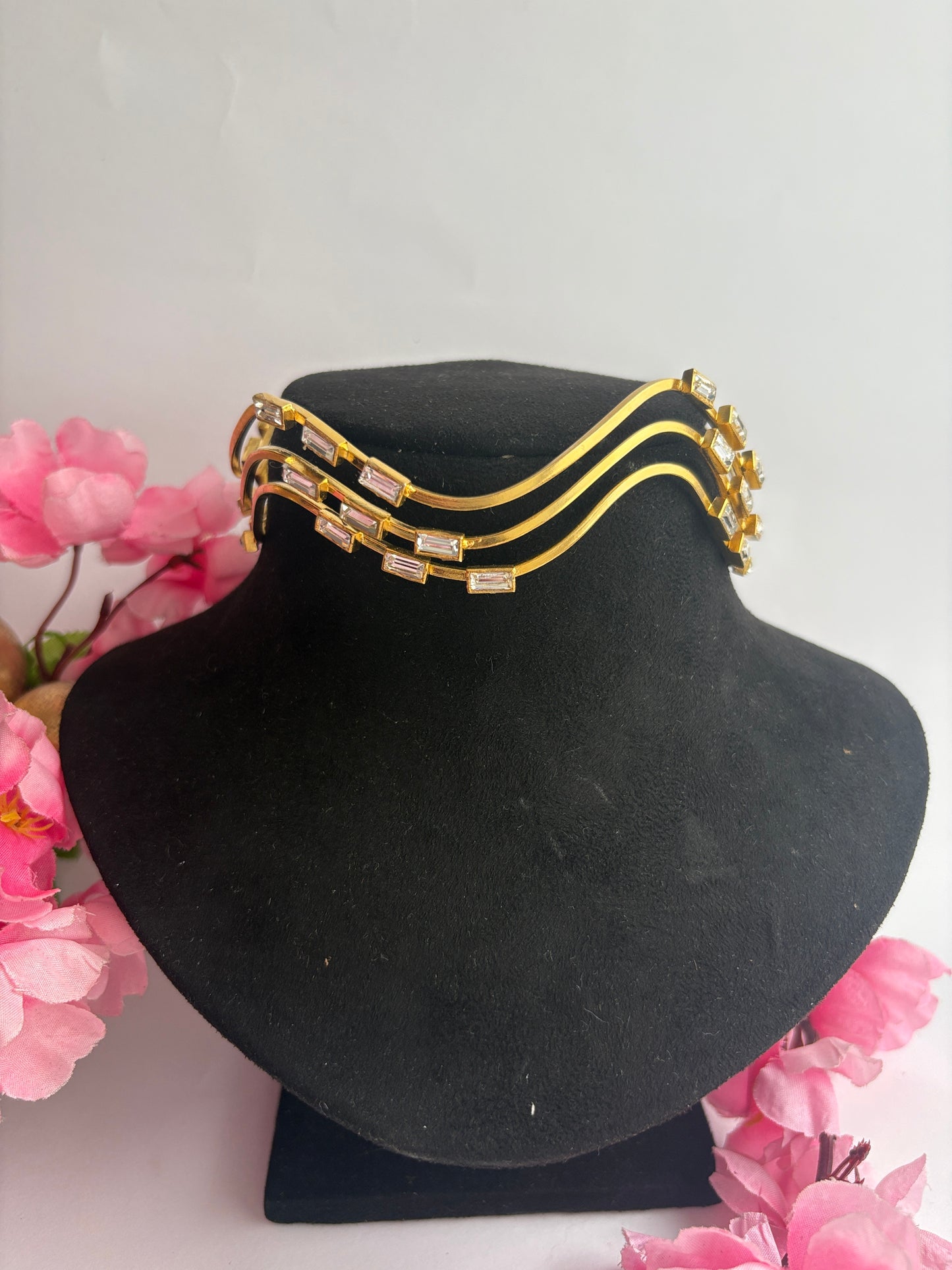 The Rhythm 
Choker